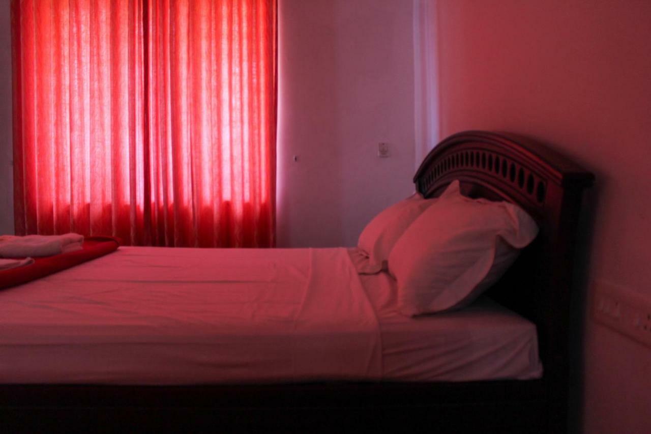 Magic Land Resorts Athirapally Irinjalakuda Eksteriør billede